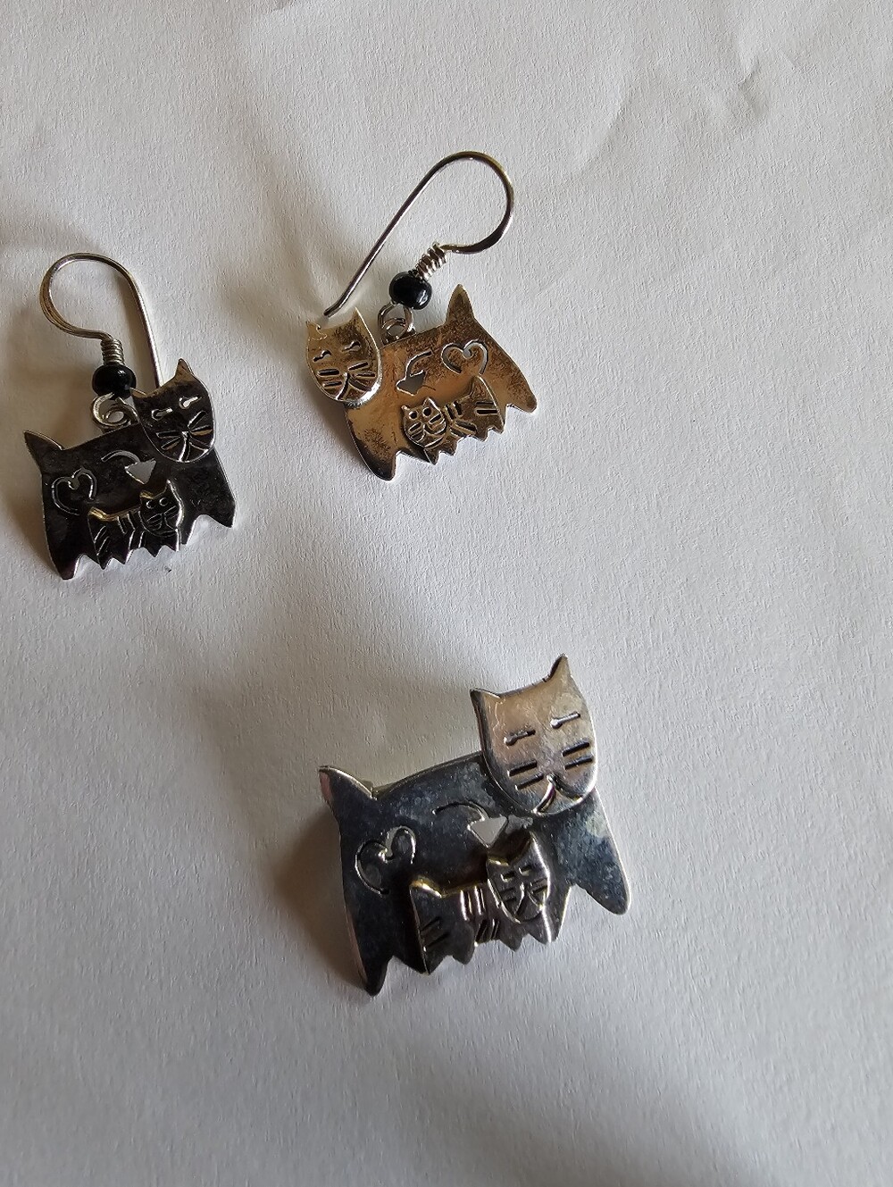 Signed Far Fetched Sterling Silver 925 Whimsical Cat & Kitten Pin Earrings Set